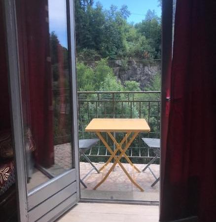 Maison Avec Vue Panoramique A 5Mn De Saint Remi Sur Durolles . La Monnerie-le Montel Luaran gambar